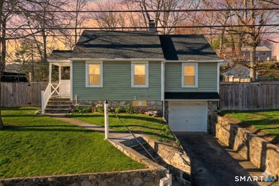/international/us/245-mill-plain-avenue-waterbury-ct-110107289824/