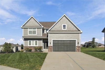 /international/us/18304-rock-creek-drive-smithville-mo-110120418213/