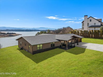 /international/us/425-hampton-way-dandridge-tn-110091593817/