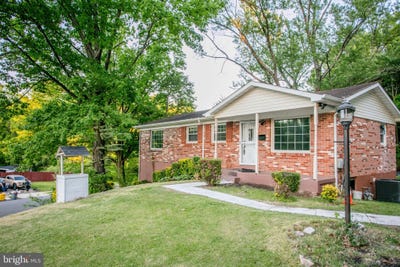 /international/us/14810-edgewater-drive-woodbridge-va-110106800883/