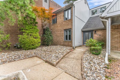/international/us/302-cutty-court-toms-river-nj-110119994621/