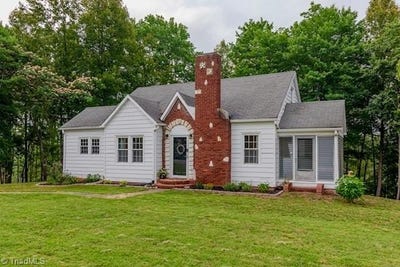 /international/us/1779-mountainview-road-king-nc-110108775333/