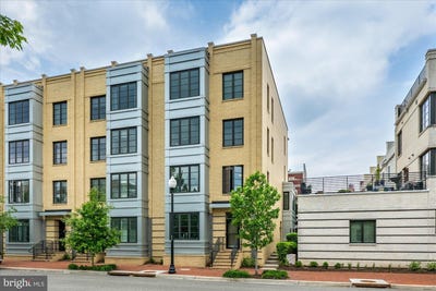 /international/us/1316-main-line-boulevard-alexandria-va-110108231151/