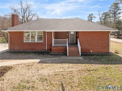 /international/us/2908-courthouse-road-hopewell-va-110106095325/