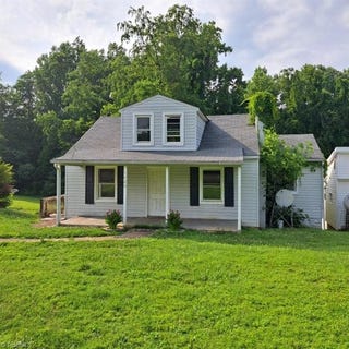 /international/us/5426-cedarbrook-road-jonesville-nc-110099978765/?lang=en