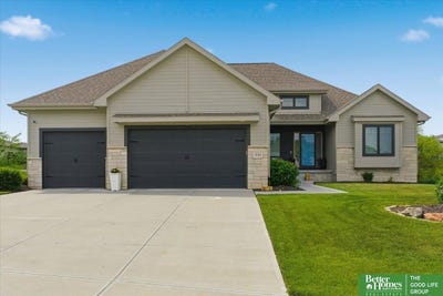 /international/us/10360-s-103-street-papillion-ne-110108079588/