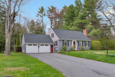/international/us/3-brookside-drive-cumberland-me-110108297340/