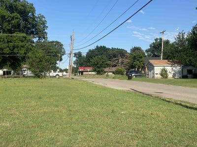 /international/us/1100-n-weigle-st-watonga-ok-110092273807/