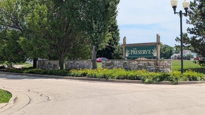 /international/us/659-boz-way-belvidere-il-110100852278/