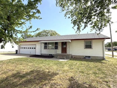 /international/us/551-s-oak-st-mcpherson-ks-110107784729/