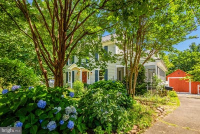 /international/us/1012-grant-street-herndon-va-110100509585/