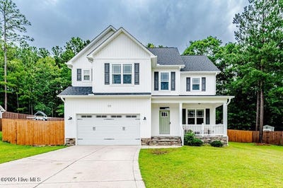 /international/us/216-vanderbuilt-court-aberdeen-nc-110100219797/