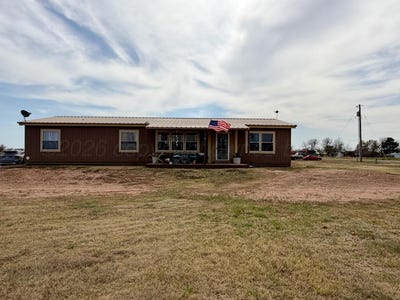 /international/us/909-w-13th-street-quanah-tx-110106720510/