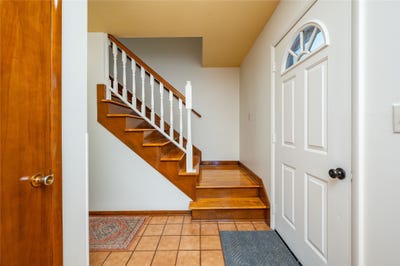 /international/us/8505-ridgemont-drive-urbandale-ia-110108567595/