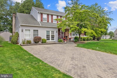 /international/us/487-cambridge-lane-newtown-pa-110108944713/