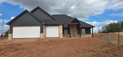 /international/us/2420-bear-creek-cir-blanchard-ok-110120713191/