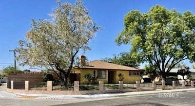 /international/us/701-w-bataan-ave-ridgecrest-ca-110108532739/