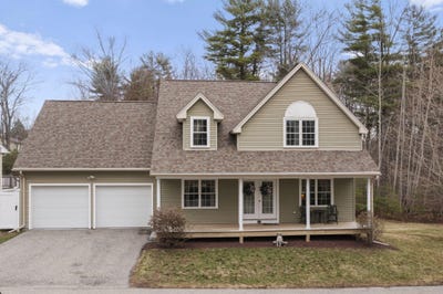 /international/us/5-izzy-lane-kittery-me-110107376166/