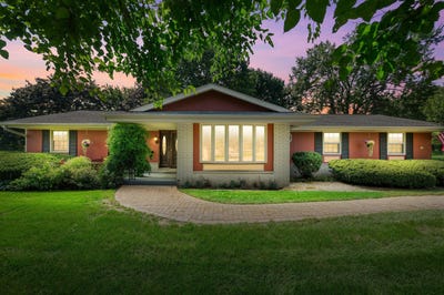 /international/us/16755-w-hearthside-dr-new-berlin-wi-110110096808/