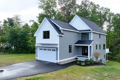 /international/us/285-sterling-drive-laconia-nh-110110372056/