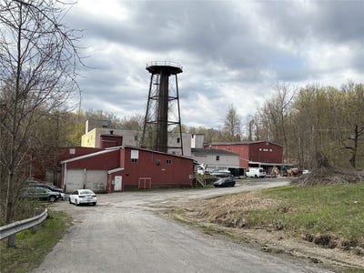 /international/us/9041-tannery-road-girard-pa-110101139370/?lang=en
