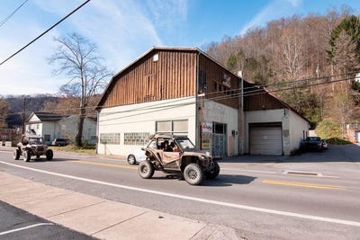/international/us/1002-guyandotte-ave-mullens-wv-110103630422/