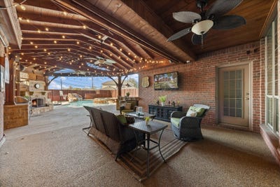 /international/us/7005-andover-court-rowlett-tx-110106726150/