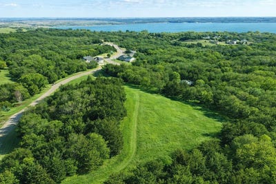 /international/us/lot-1-sundance-ridge-yankton-sd-110105844826/