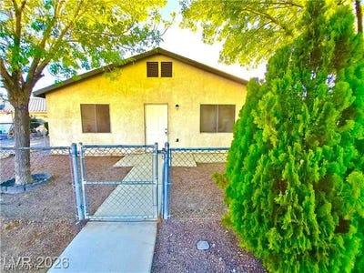 /international/us/1080-red-butte-street-pahrump-nv-110108344358/