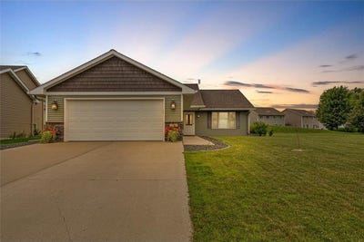 /international/us/209-cypress-drive-mankato-mn-110101050855/