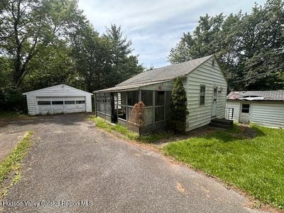 /international/us/45-enchanted-valley-road-durham-ny-110101090936/