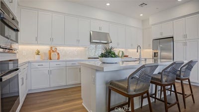 /international/us/175-billings-irvine-ca-110100026120/