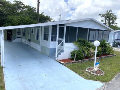 /international/us/56-lisa-lane-lake-worth-fl-110108353996/
