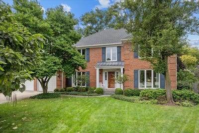 /international/us/2308-bianco-terrace-glenview-il-110120755698/