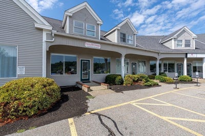 /international/us/102-bridge-salisbury-ma-110101726339/