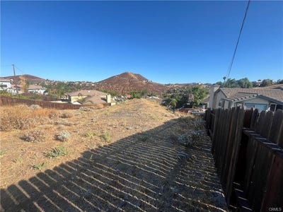 /international/us/22936-giant-fir-canyon-lake-ca-110108580990/
