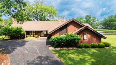 /international/us/280-winterberry-lane-okemos-mi-110100309027/