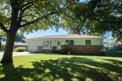 /international/us/3109-shaffer-street-manhattan-ks-110107666865/