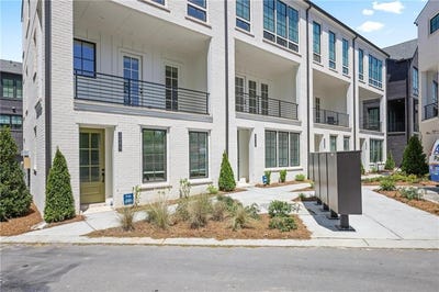 /international/us/2636-mackintosh-court-atlanta-ga-110107983258/