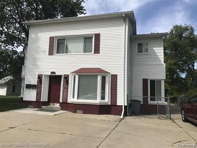 /international/us/18541-utica-roseville-mi-110105703354/