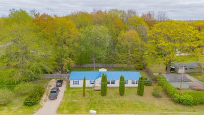 /international/us/299-cloverleaf-lane-houghton-lake-mi-110099638967/
