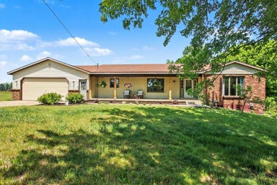/international/us/2565-142nd-avenue-dorr-mi-110108539493/