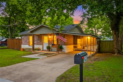 /international/us/1428-s-austin-street-sherman-tx-110107567815/