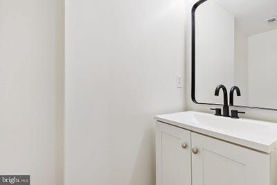 /international/us/13305-cloverdale-place-germantown-md-110100832432/