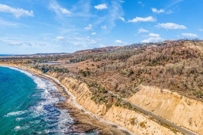 /international/us/3744-hwy-1-davenport-ca-110109316969/