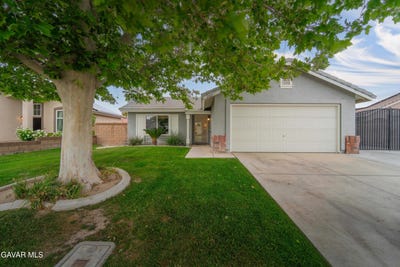 /international/us/2827-w-milling-street-lancaster-ca-110107512951/