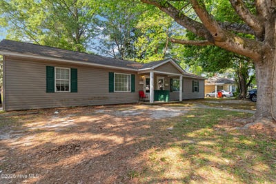 /international/us/1117-1119-park-street-elizabeth-city-nc-110099321712/