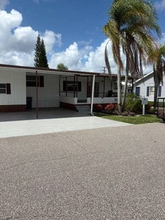 /international/us/59-pine-aire-circle-lake-placid-fl-110100983396/