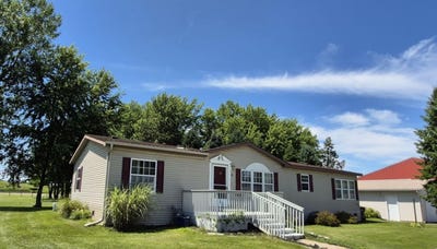 /international/us/125-e-andres-street-tomah-wi-110100332429/