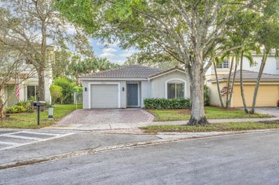 /international/us/4856-se-duval-drive-stuart-fl-110106728210/